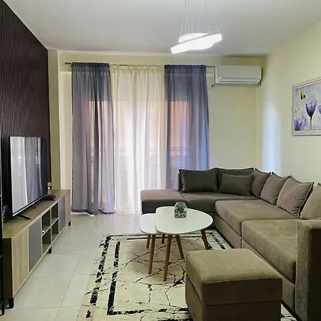 Clara Apartment *