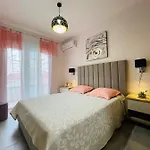 Clara * Sarande