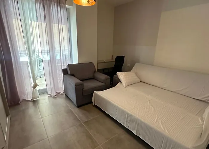 Clara 公寓 Sarandë